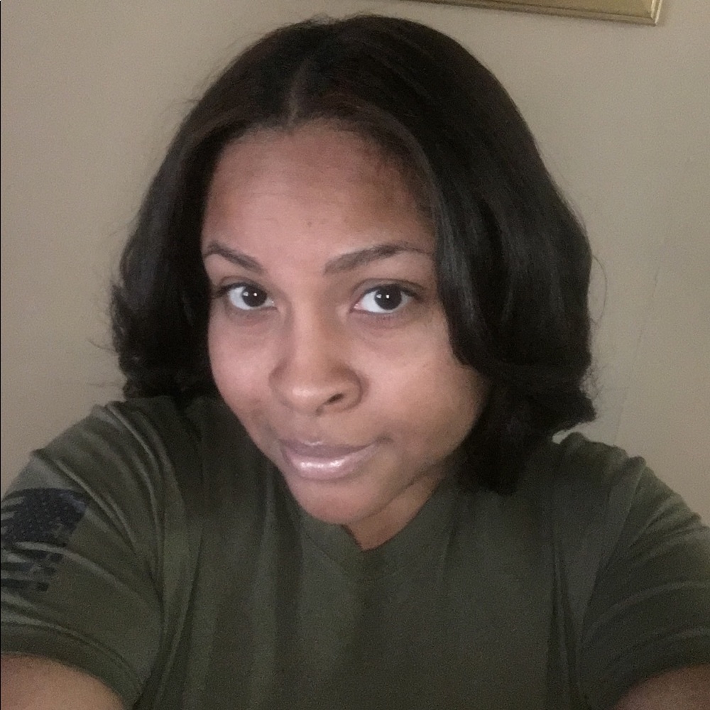 Meet your Posher, Gladys